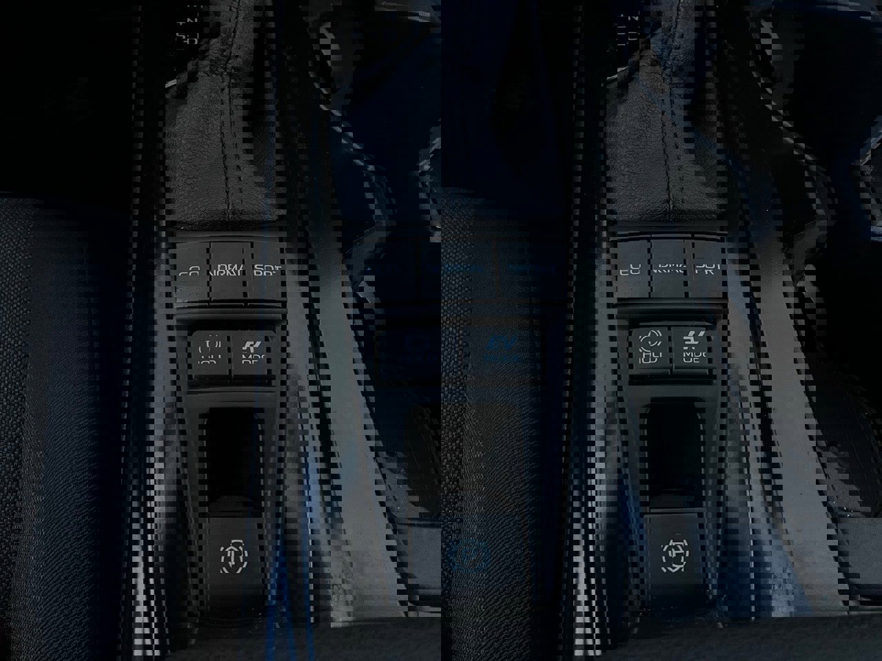 Used 2025 Toyota Camry LE image 22