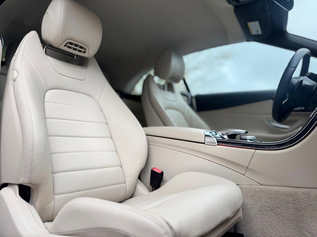Used 2021 Mercedes-Benz C 300 4MATIC Cabriolet image 17