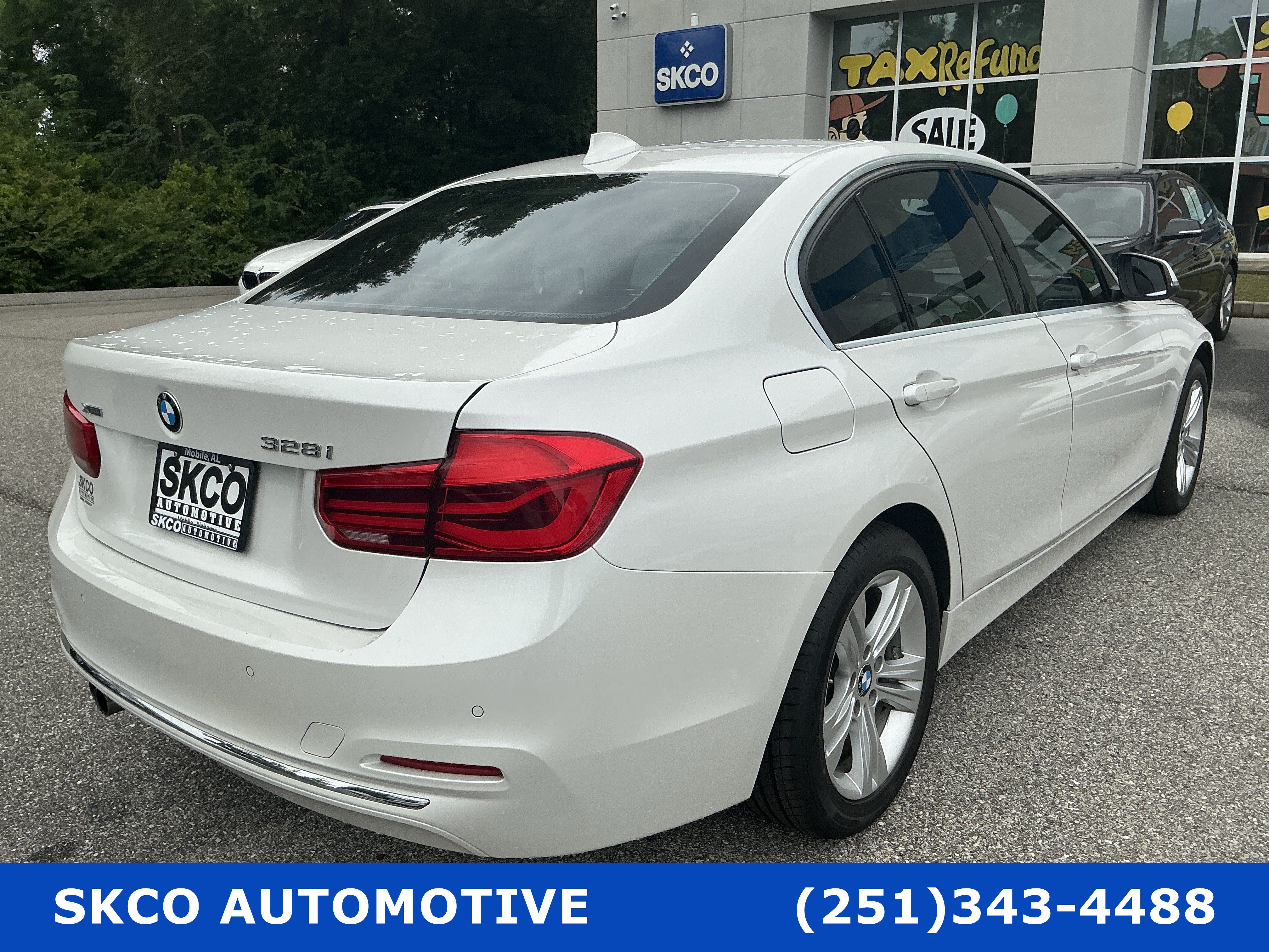Used 2016 BMW 328i xDrive Sedan AWD/4WD image 5