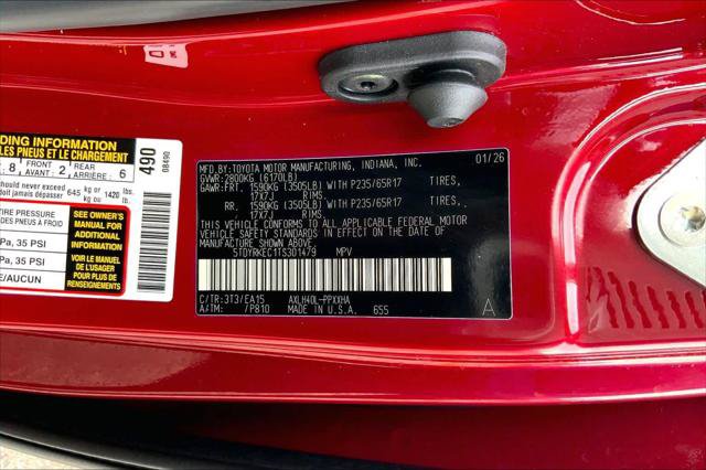 Certified 2026 Toyota Sienna XLE FWD image 36
