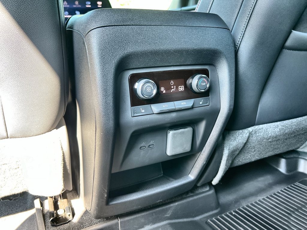 Used 2024 Chevrolet Traverse RS w/ LPO, Floor Liner Package AWD/4WD image 16