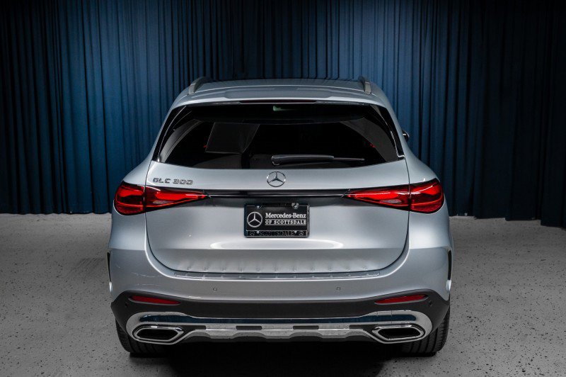 Certified 2026 Mercedes-Benz GLC 300 image 5