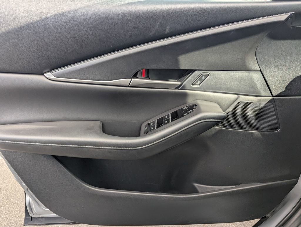 Used 2021 MAZDA CX-30 AWD 2.5 S w/ Select Package image 24