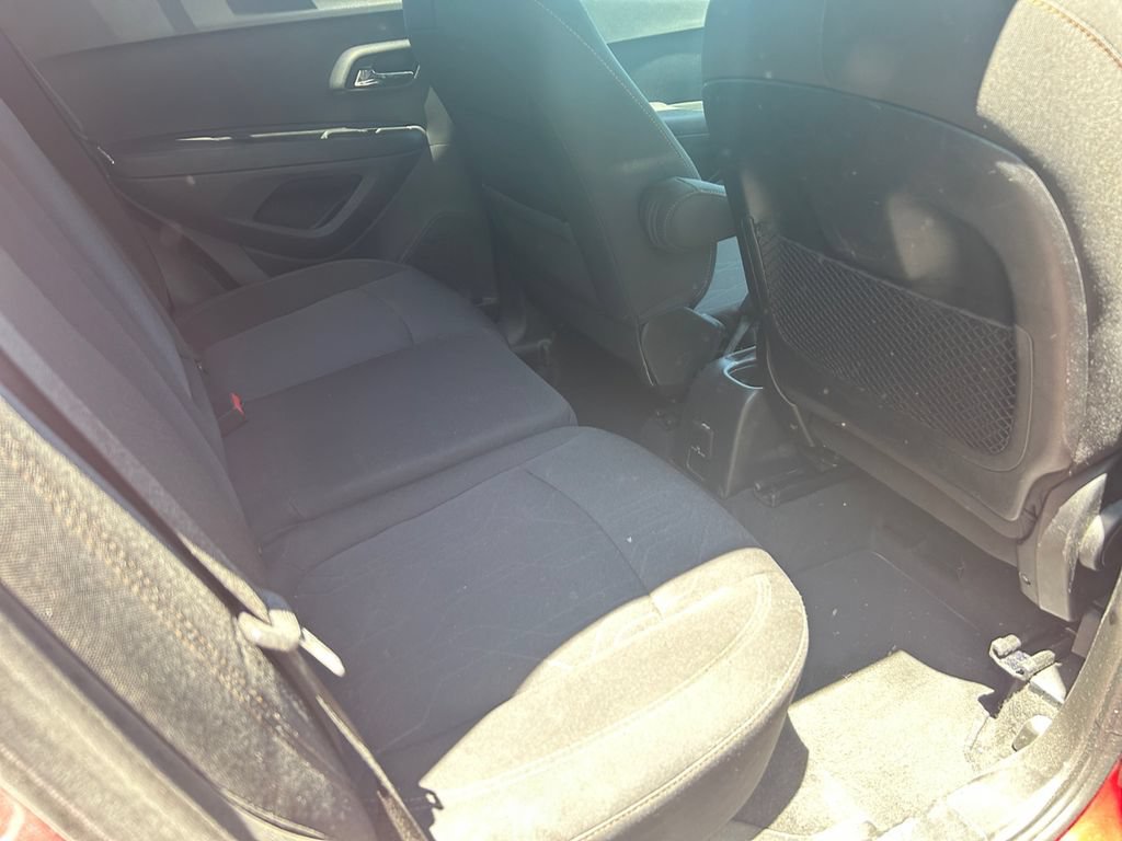 Used 2019 Chevrolet Trax LT AWD/4WD image 29