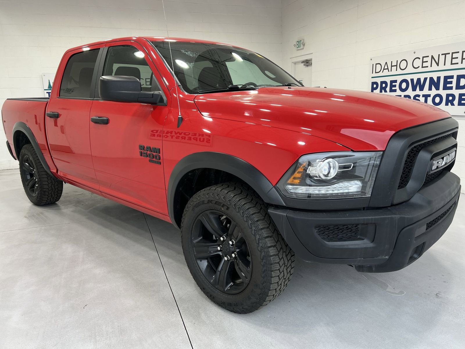 Used 2024 RAM 1500 Classic Warlock video 2