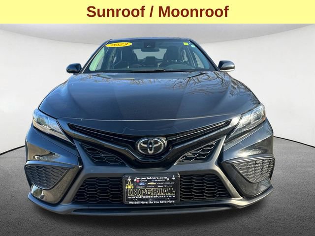 Used 2023 Toyota Camry SE w/ Cold Weather Package image 4