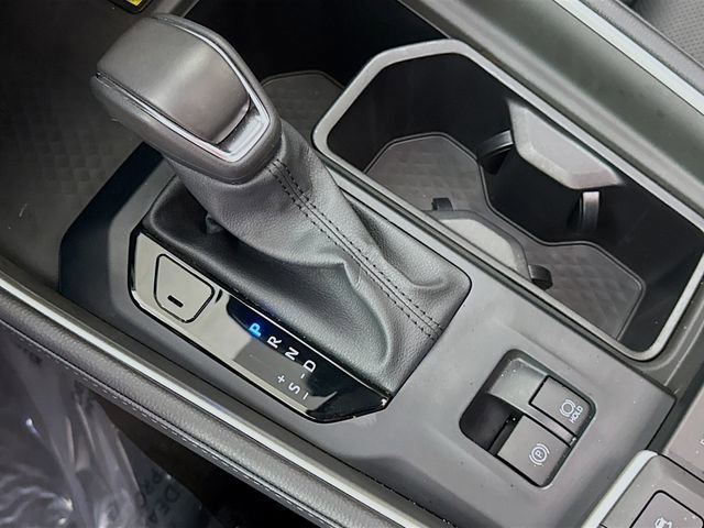 Used 2024 Toyota Grand Highlander Limited image 17