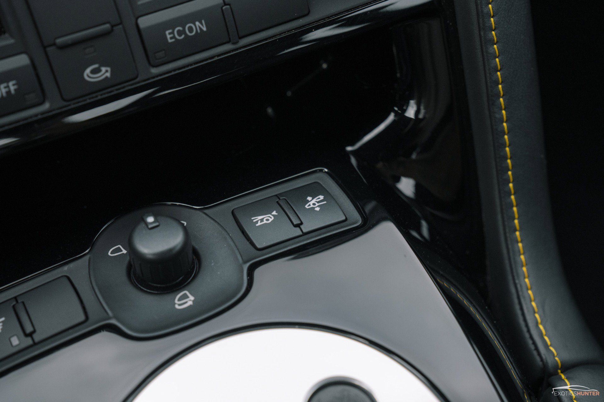 Used 2011 Lamborghini Gallardo LP 550-2 Bicolore image 5