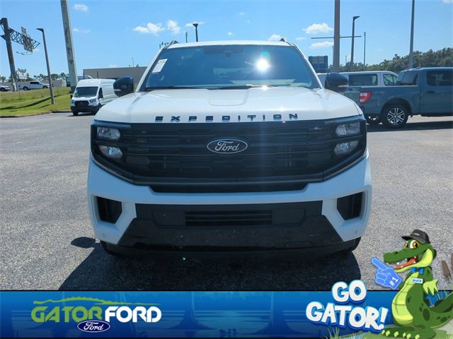 New 2025 Ford Expedition Max Platinum image 3
