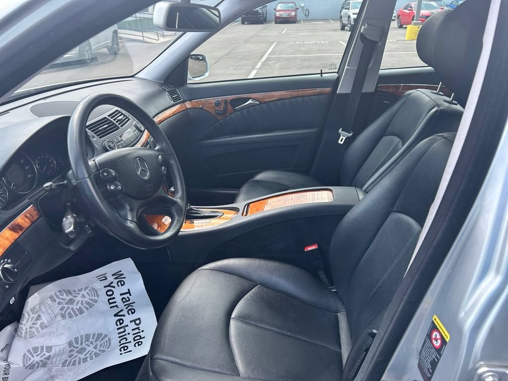 Used 2007 Mercedes-Benz E 350 4MATIC Sedan image 11