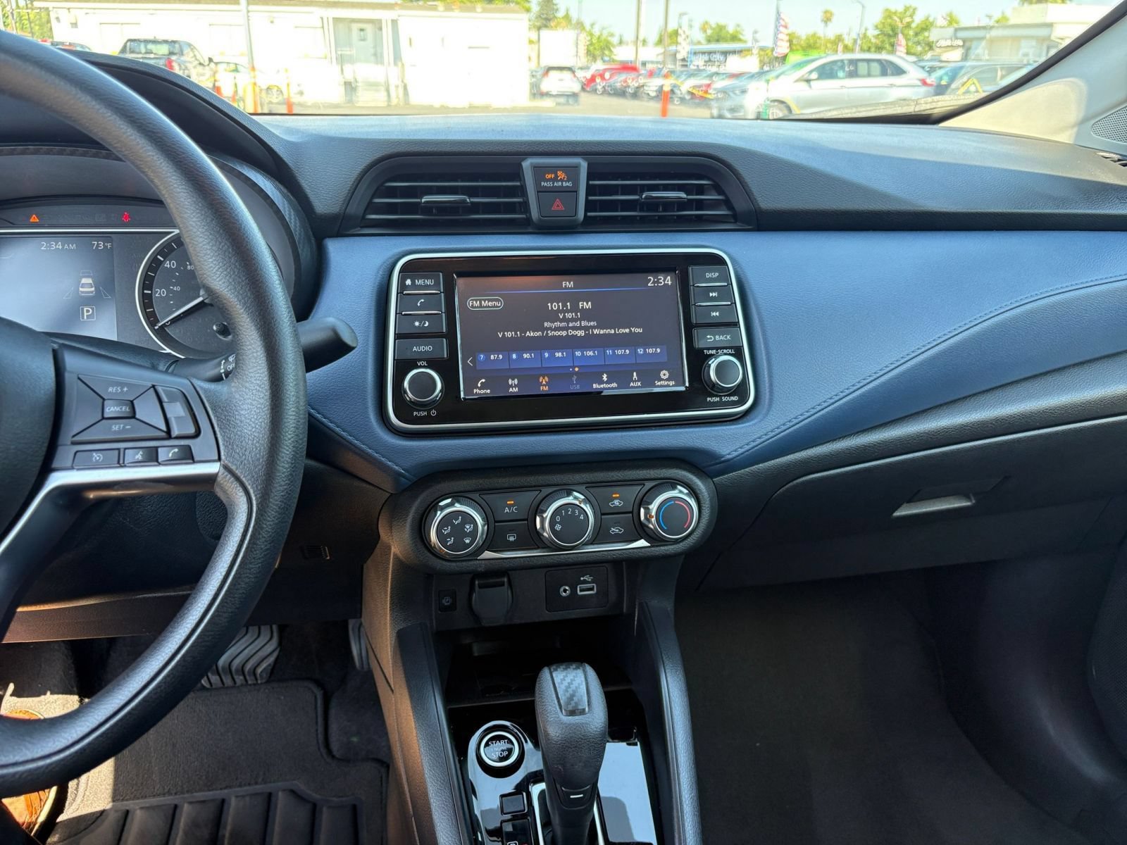 Used 2025 Nissan Versa SV FWD image 17