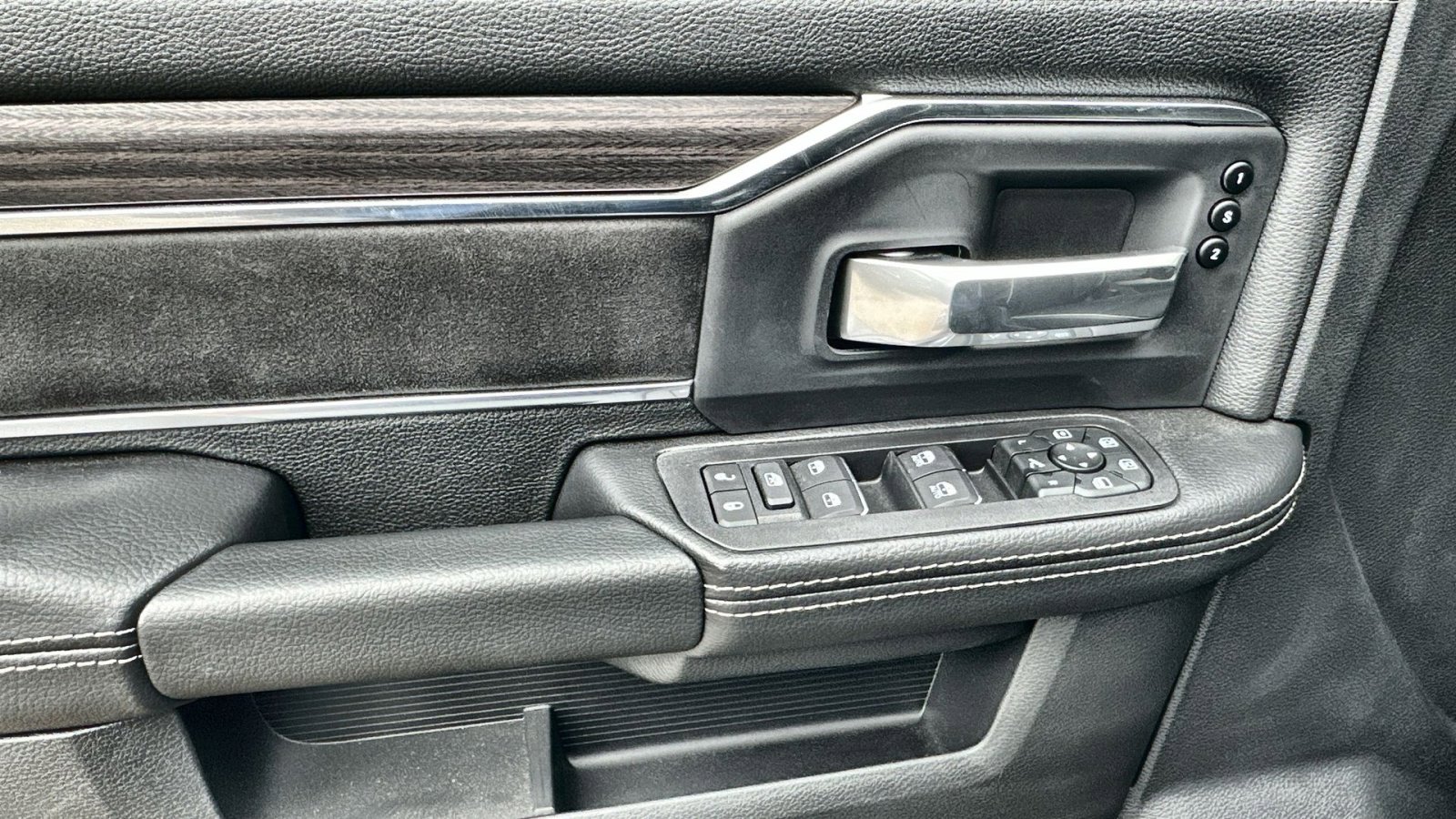 New 2026 RAM 2500 Laramie image 15