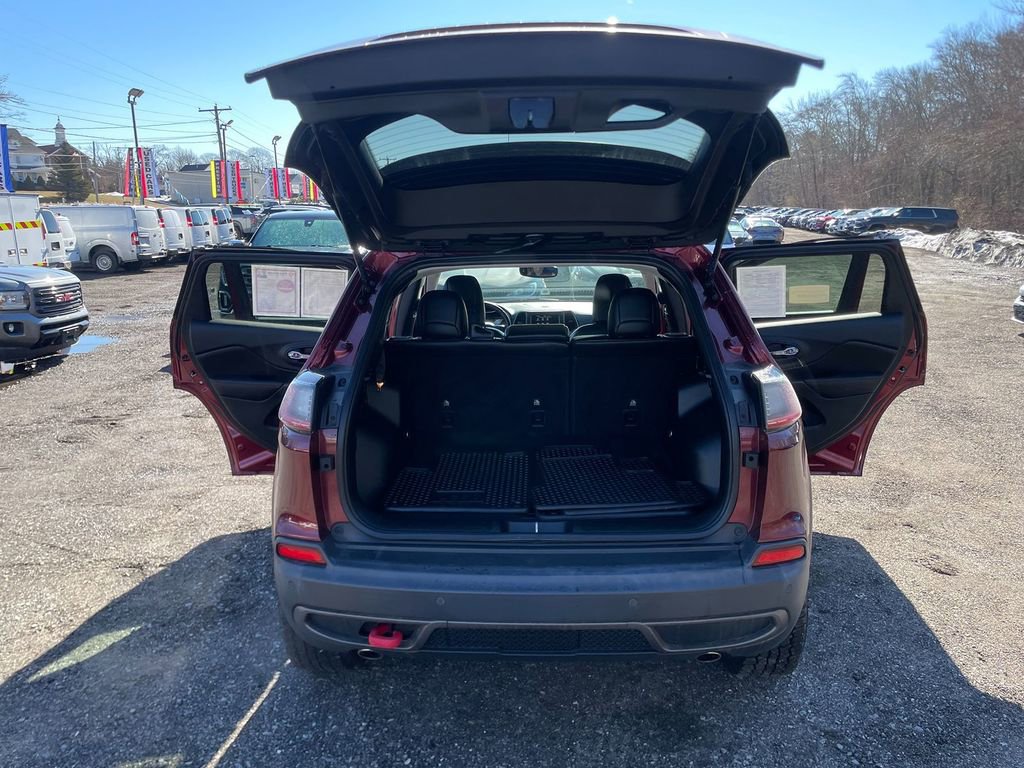 Used 2019 Jeep Cherokee Trailhawk image 24