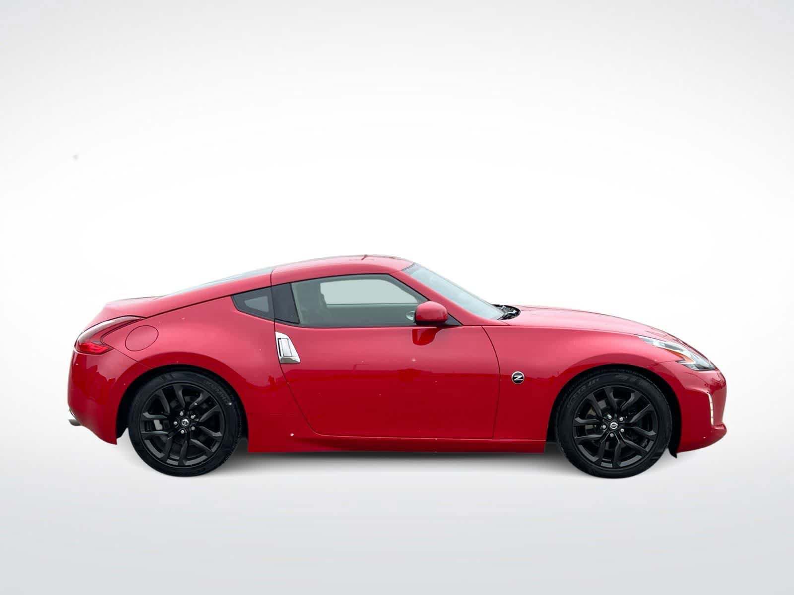 Used 2020 Nissan 370Z Coupe RWD image 9
