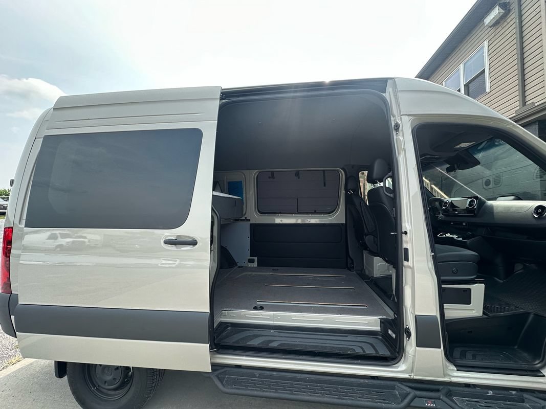 Used 2026 Mercedes-Benz Sprinter 2500 image 26
