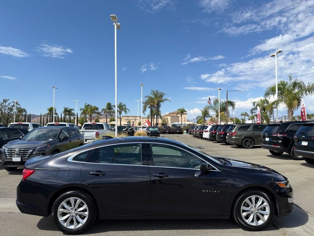 Used 2023 Chevrolet Malibu LT FWD image 3