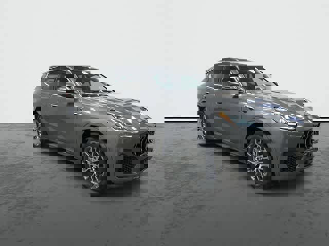 Used 2024 Maserati Grecale GT image 5