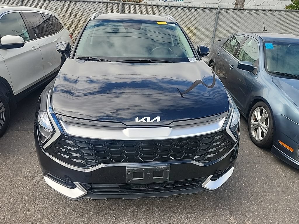 Certified 2023 Kia Sportage EX AWD/4WD image 2
