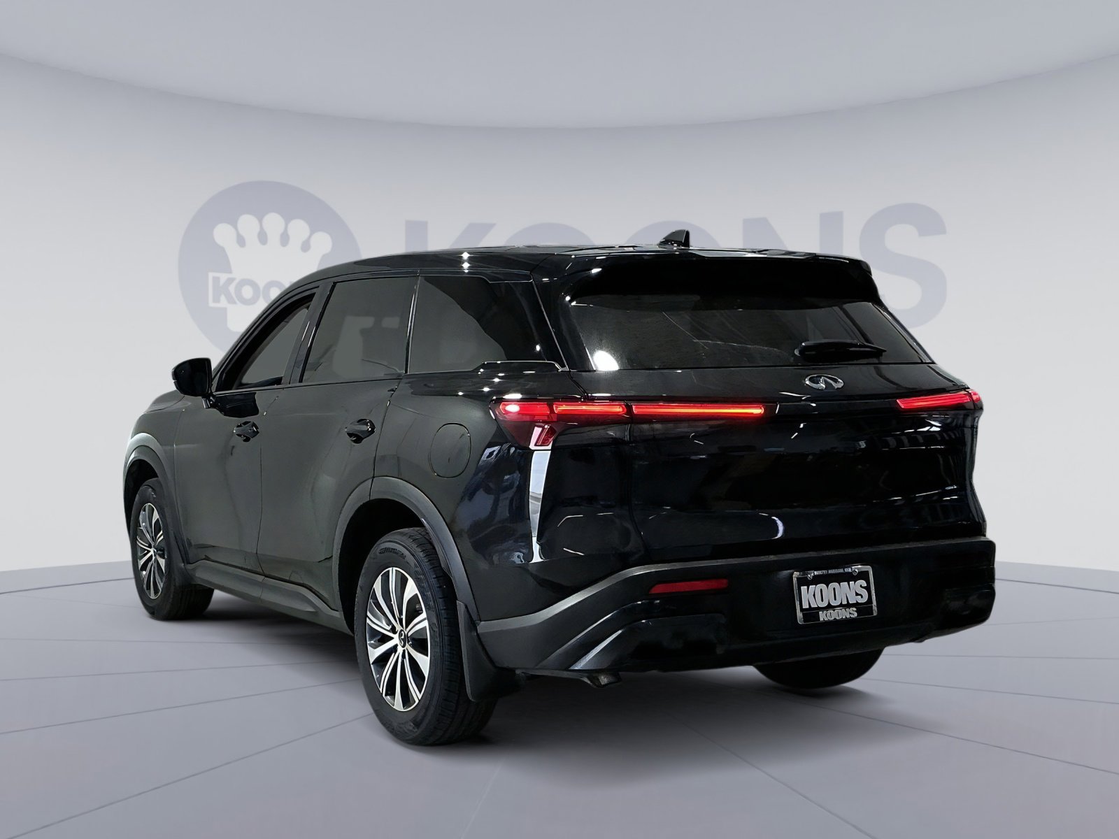 Used 2025 INFINITI QX60 Pure image 14