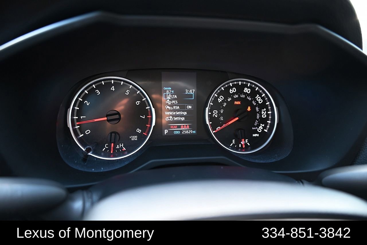 Used 2022 Toyota RAV4 LE image 24