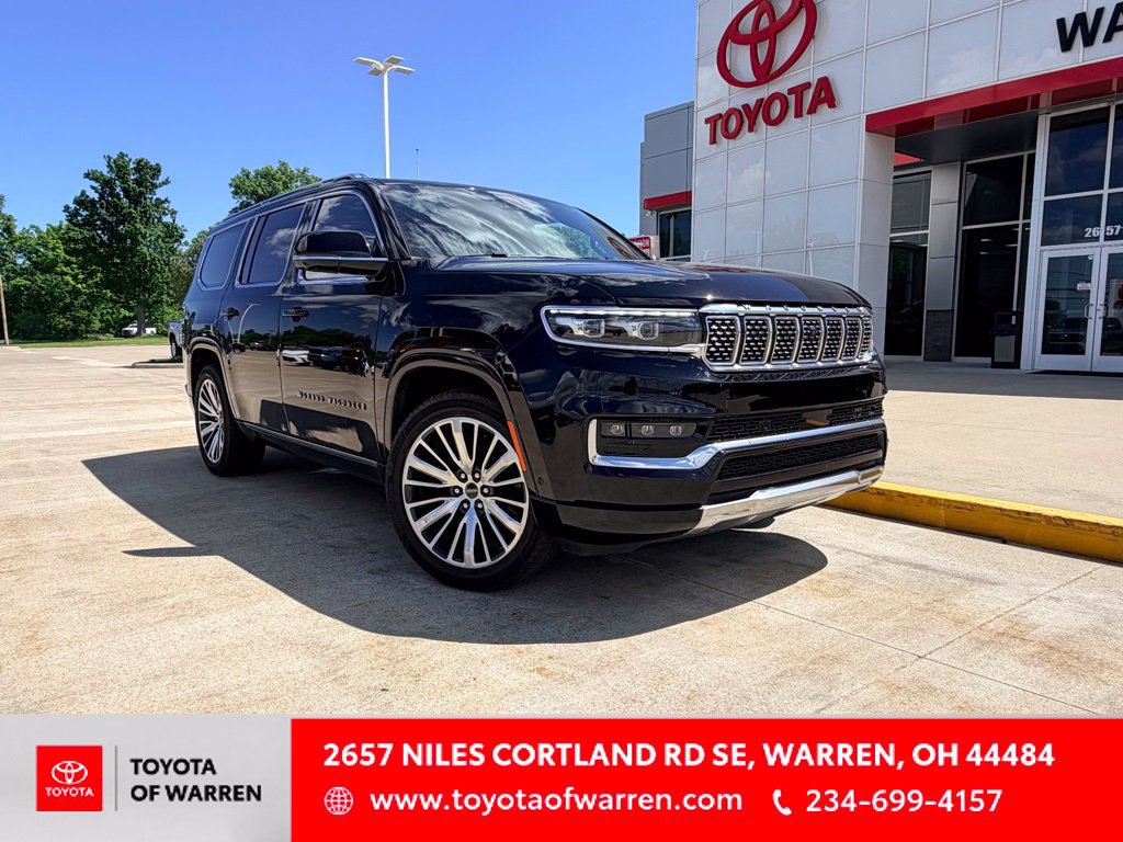 Used 2022 Jeep Grand Wagoneer Series III w/ Rear Seat Video Group 1