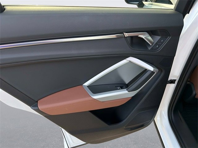 Used 2020 Audi Q3 2.0T Premium Plus w/ Premium Plus Package image 13