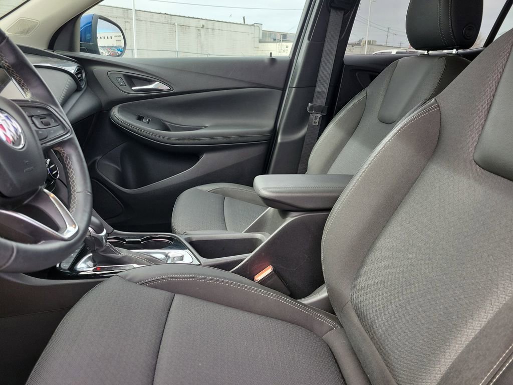 Used 2023 Buick Encore GX Select image 18