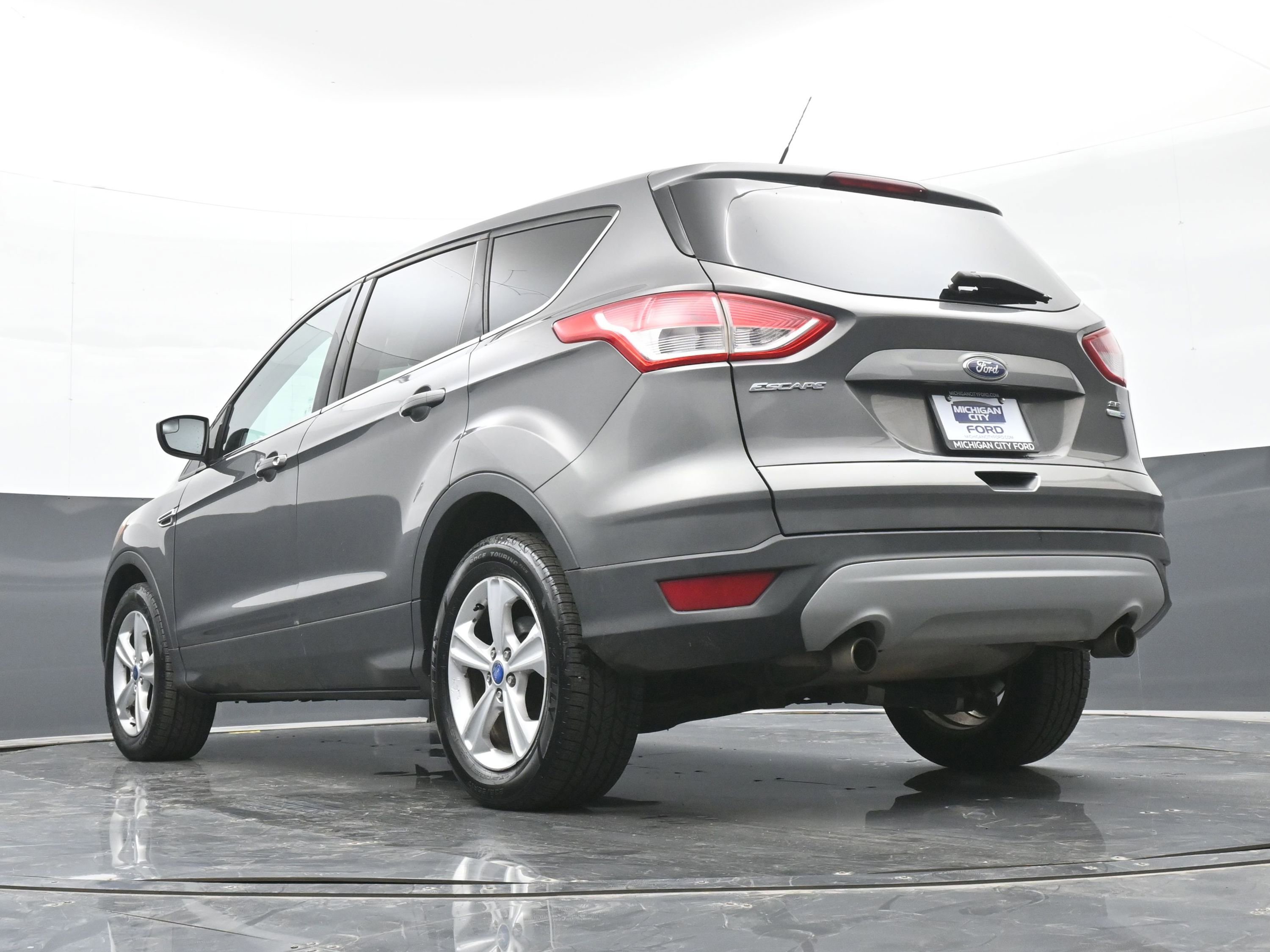 Used 2013 Ford Escape SE image 36