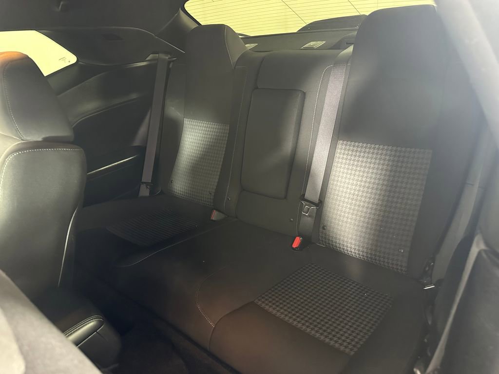 Used 2021 Dodge Challenger GT RWD image 17