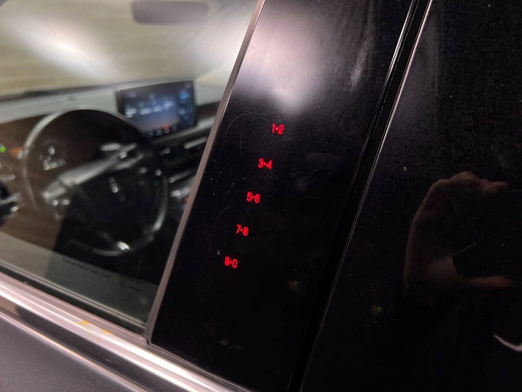 Used 2022 Lincoln Nautilus Reserve w/ Equipment Group 201A AWD/4WD image 27