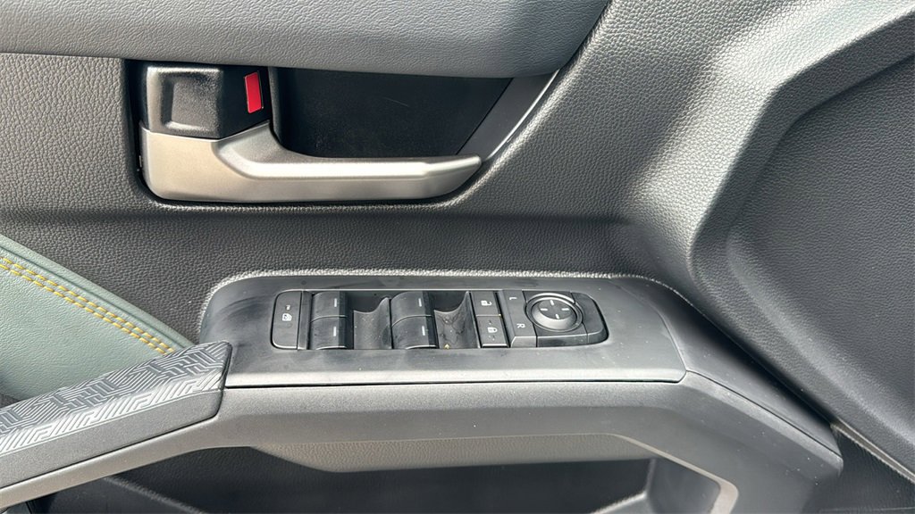 New 2025 Toyota Tacoma Trailhunter image 15