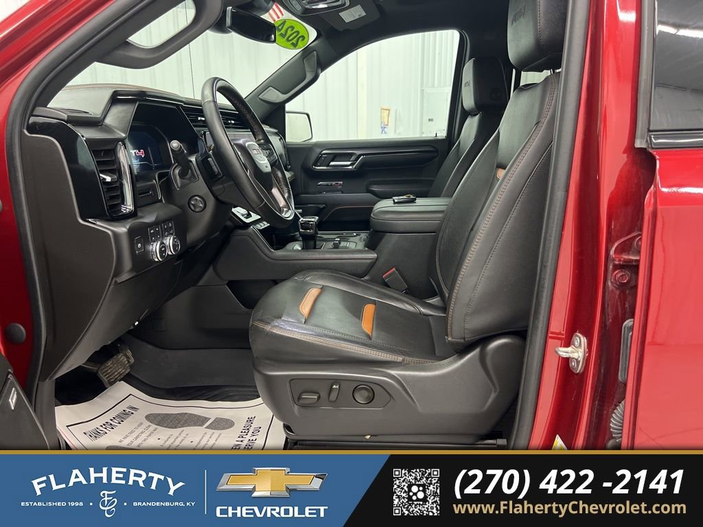 Used 2024 GMC Sierra 1500 AT4 w/ AT4 Premium Package image 9
