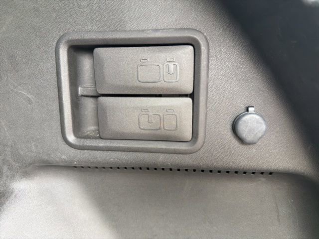 Used 2021 Chevrolet Equinox LT AWD/4WD image 11