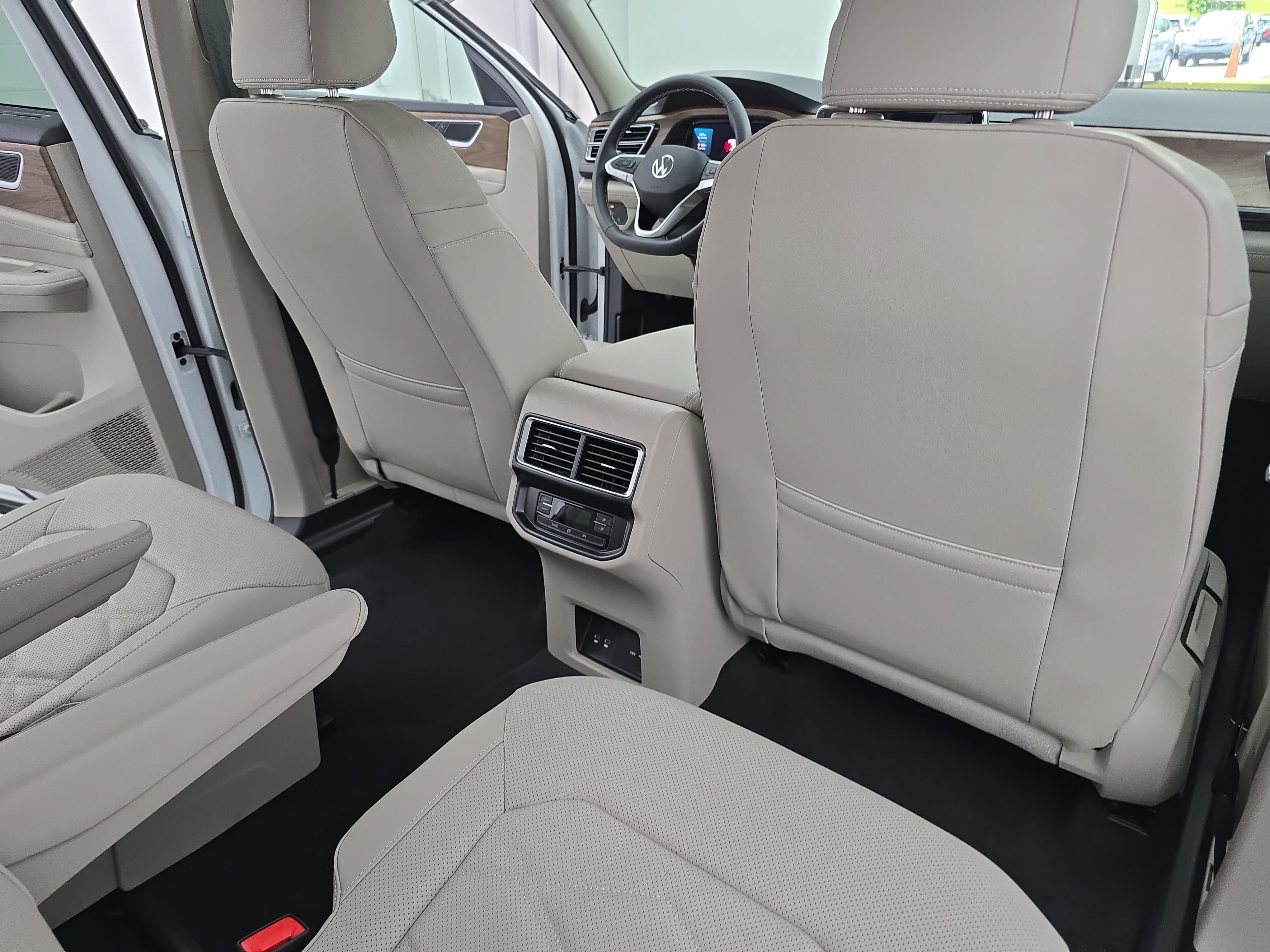 New 2026 Volkswagen Atlas SE AWD/4WD image 11
