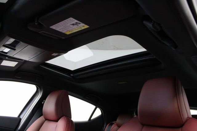 New 2026 MAZDA MAZDA3 Carbon image 22