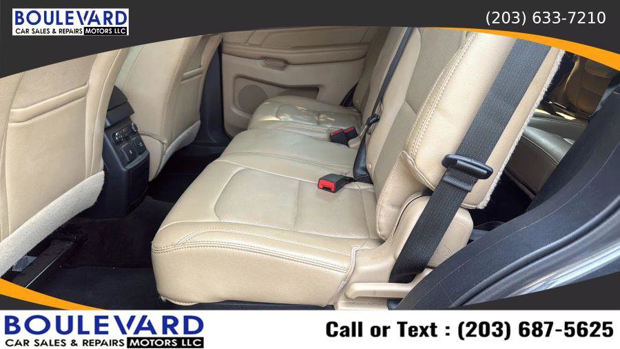 Used 2016 Ford Explorer Limited image 31