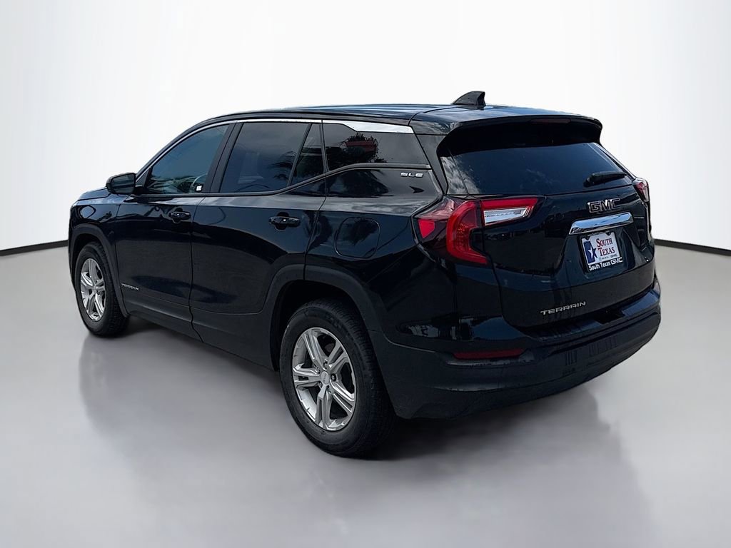 Used 2024 GMC Terrain SLE FWD image 5