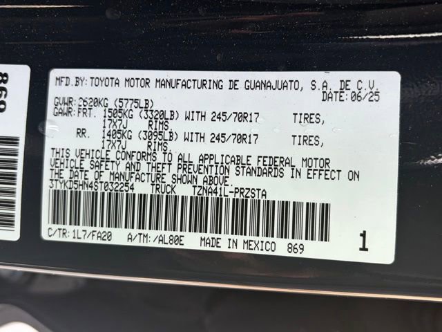 Used 2025 Toyota Tacoma SR image 33