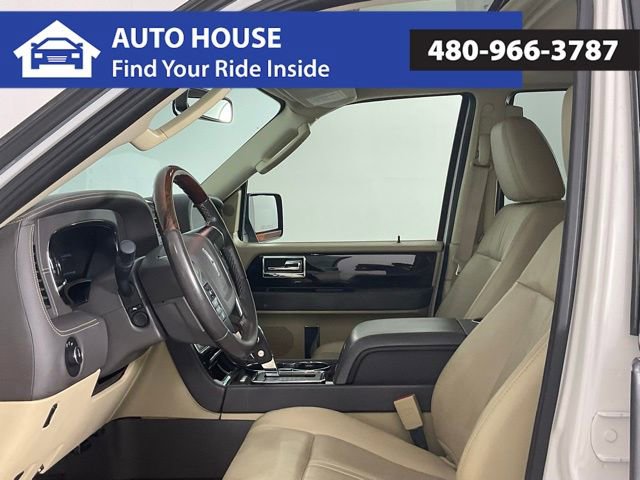 Used 2015 Lincoln Navigator 4WD w/ Equipment Group 101A Reserve image 10