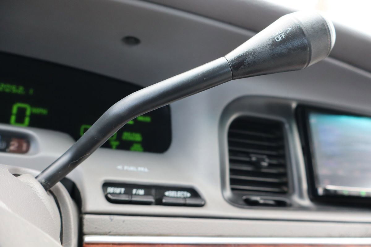 Used 2002 Mercury Grand Marquis LS image 32