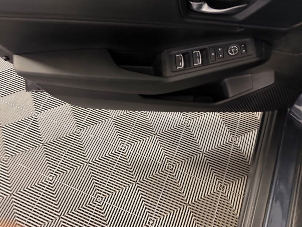 Used 2025 Honda Accord SE image 24