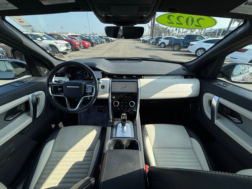 Used 2022 Land Rover Discovery Sport SE R-Dynamic image 15