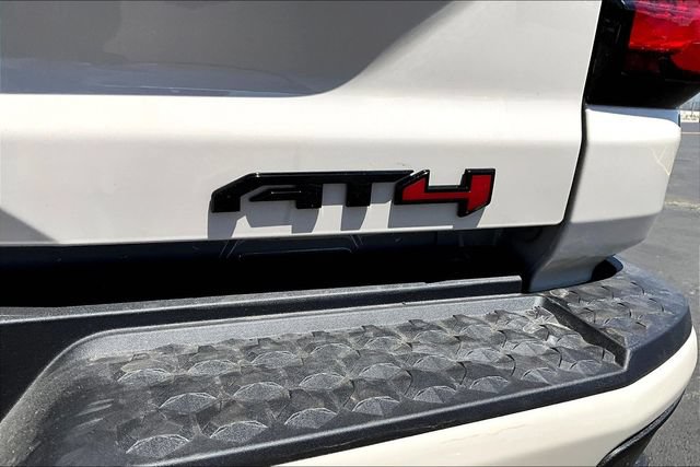 New 2026 GMC Canyon AT4 w/ Technology Plus Package AWD/4WD image 9
