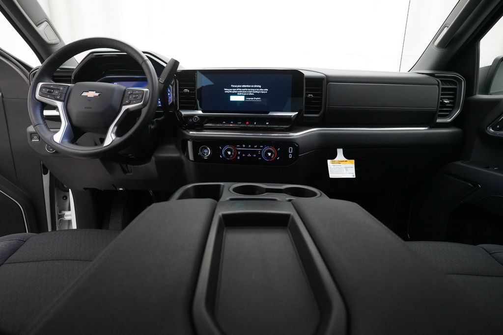 Used 2024 Chevrolet Silverado 1500 LT AWD/4WD image 5
