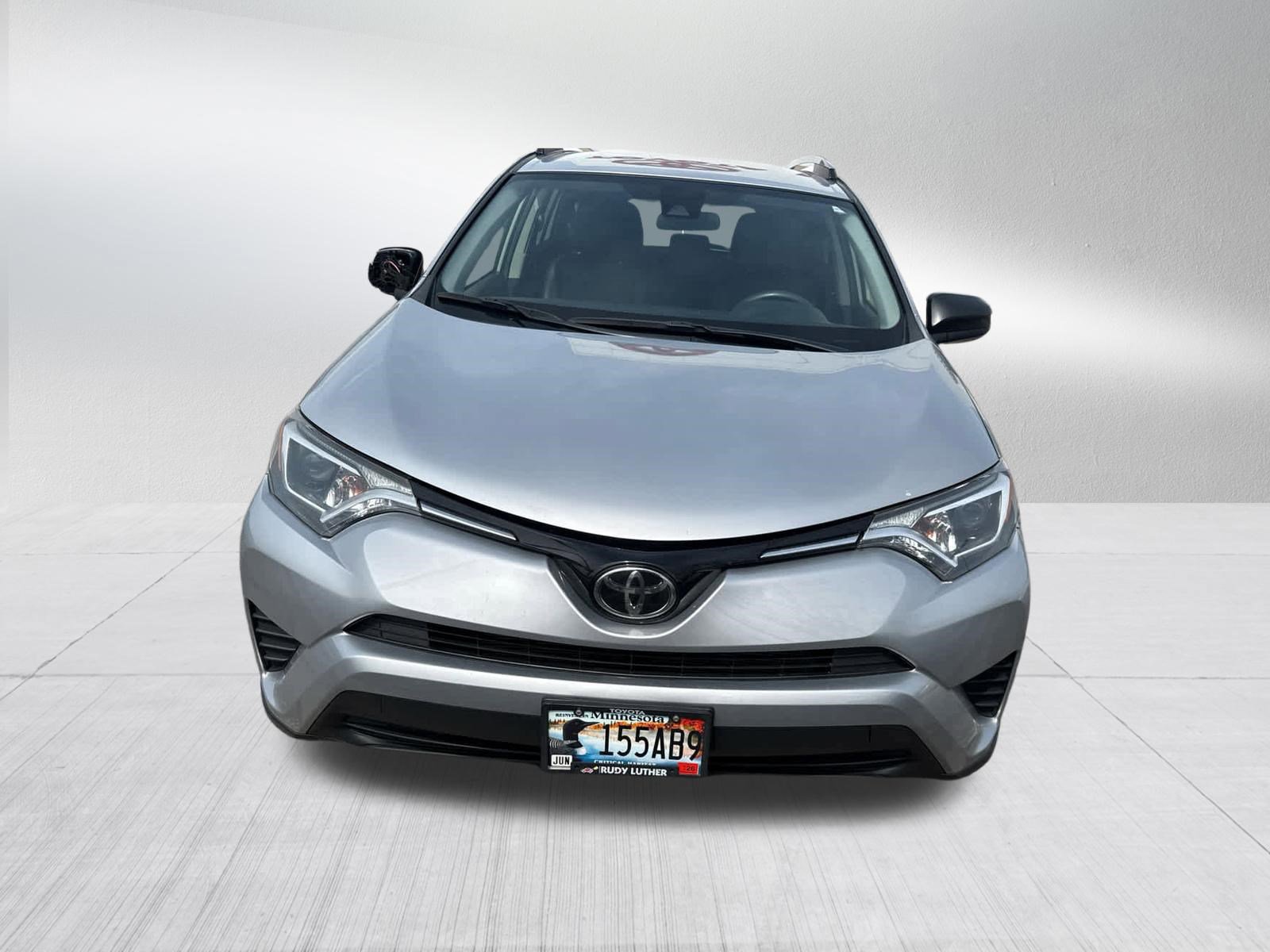 Used 2018 Toyota RAV4 LE AWD/4WD image 10