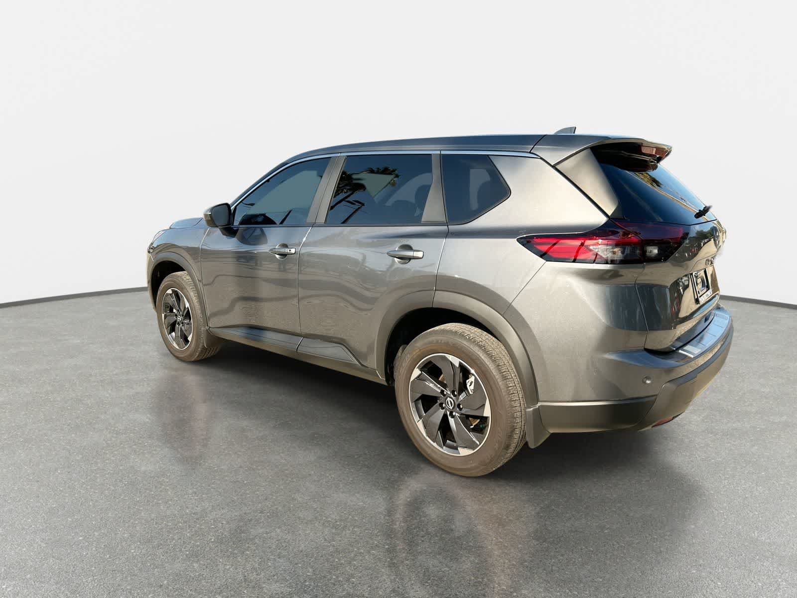 Used 2025 Nissan Rogue SV FWD image 6
