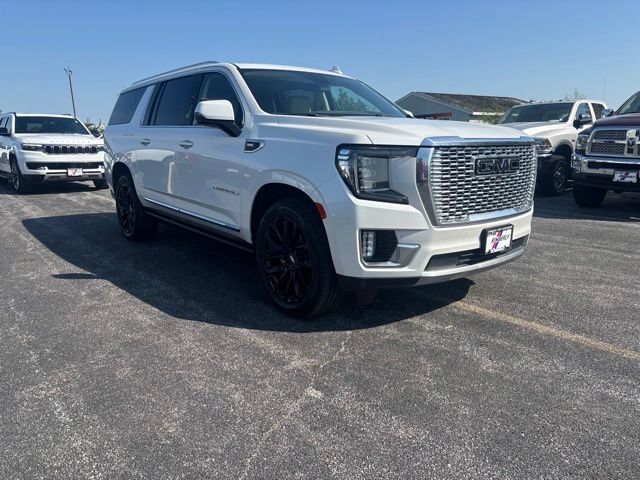 Used 2022 GMC Yukon XL Denali AWD/4WD image 2