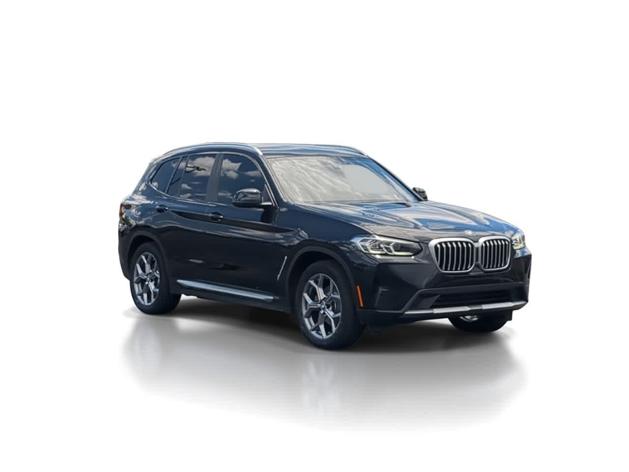 Used 2023 BMW X3 xDrive30i w/ Premium Package AWD/4WD image 2