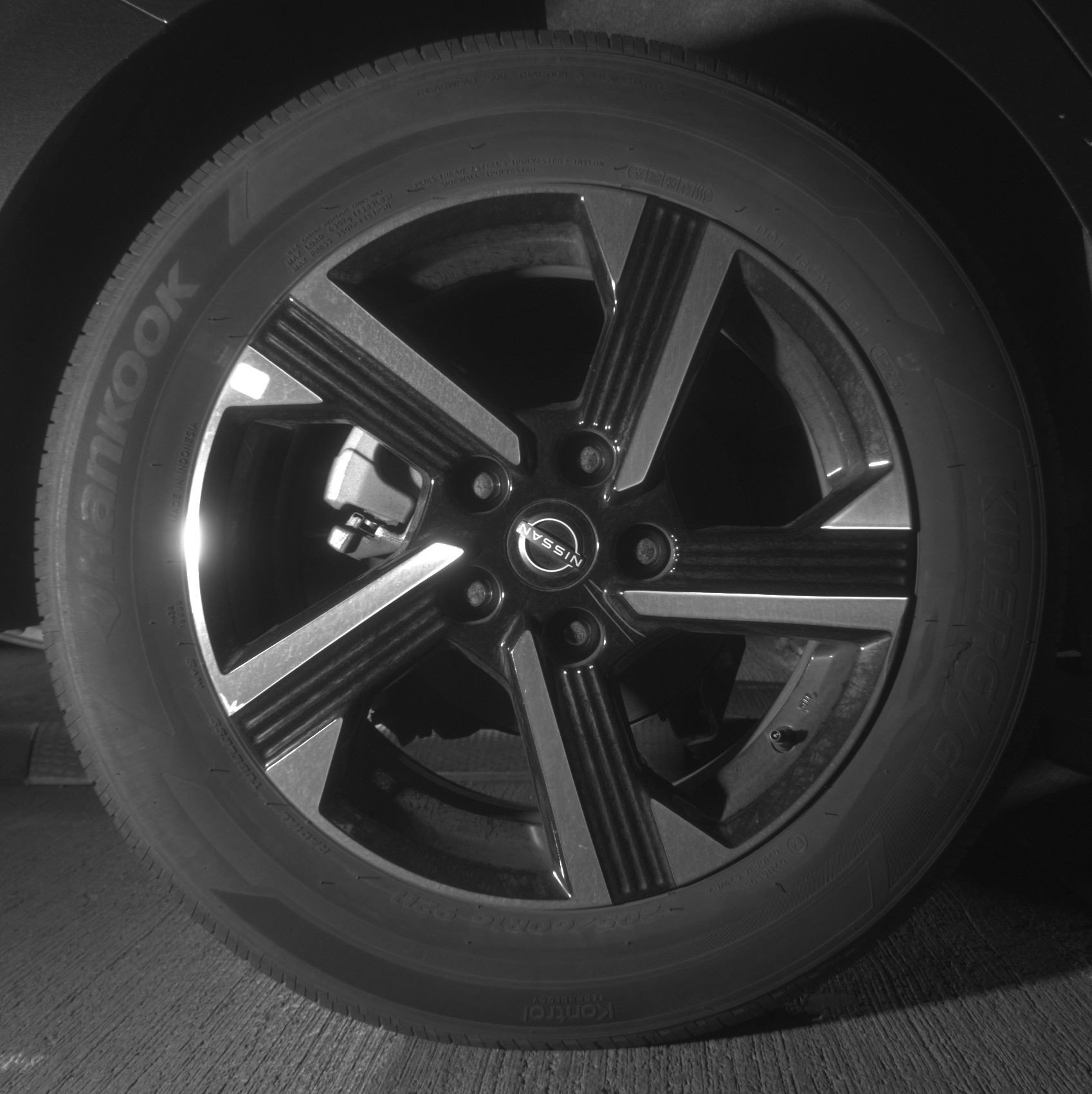 Used 2025 Nissan Sentra SV image 15