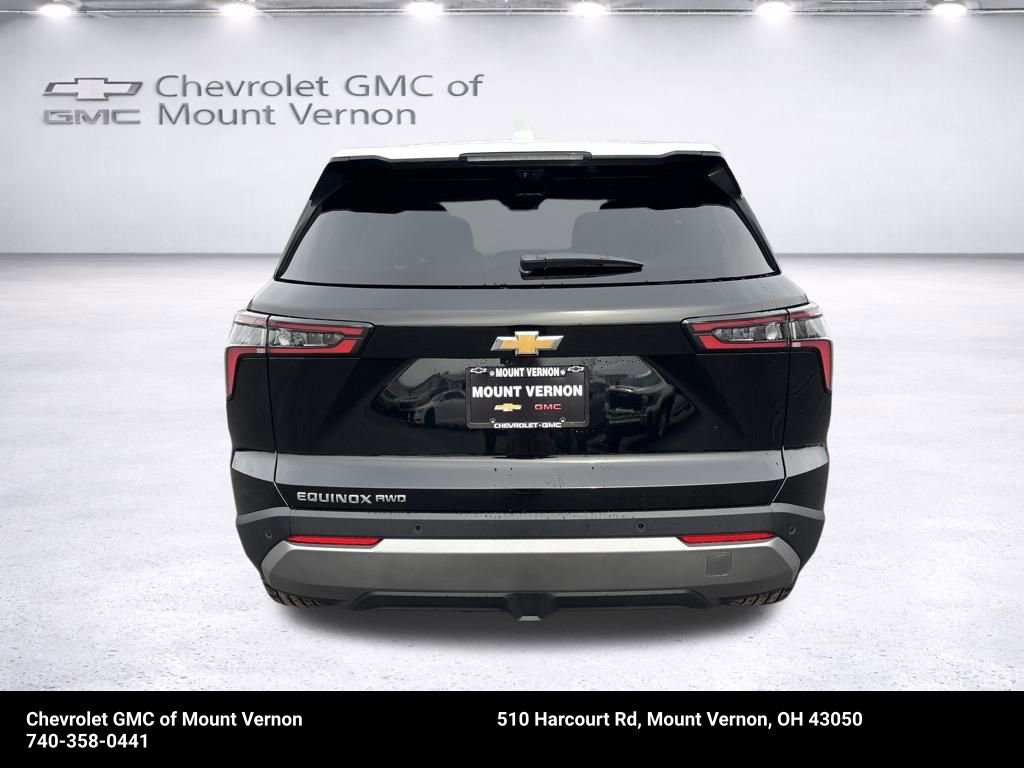 New 2026 Chevrolet Equinox LT w/ Convenience Package II AWD/4WD image 4